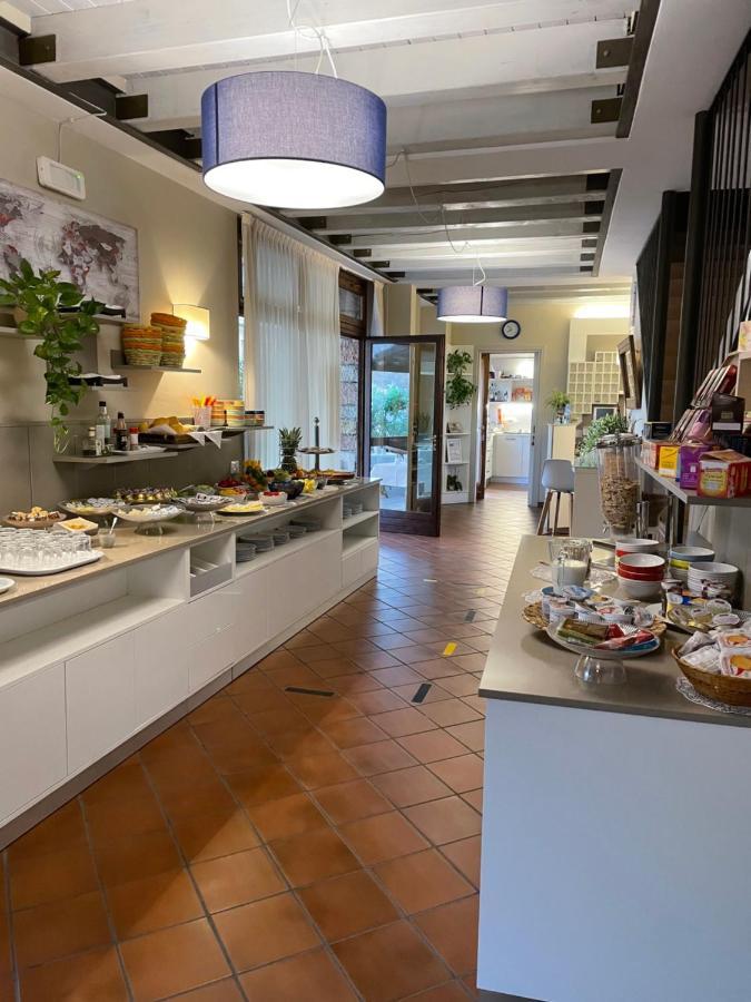 Hotel Garni Onda Torri Del Benaco Zewnętrze zdjęcie