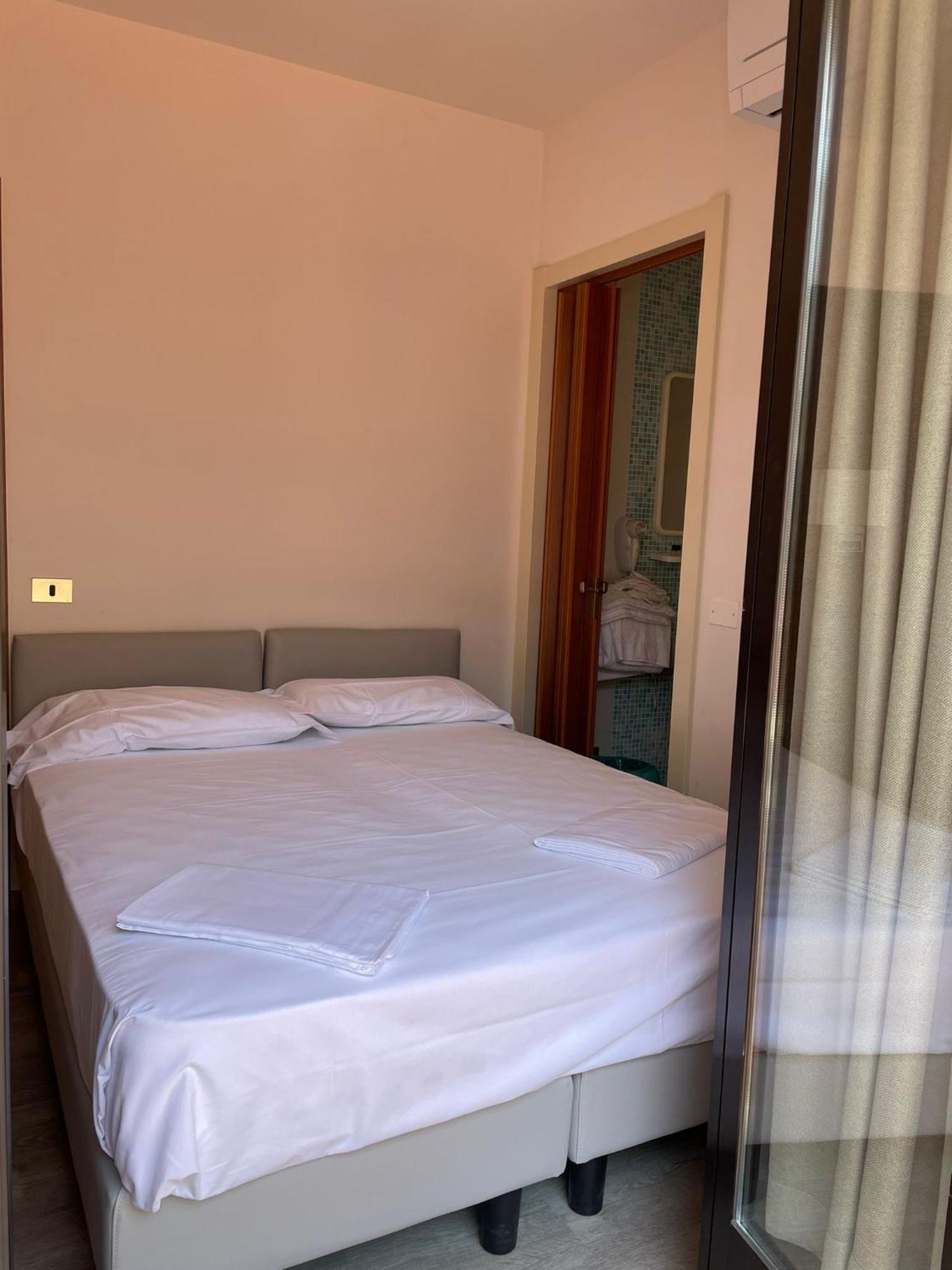 Hotel Garni Onda Torri Del Benaco Pokój zdjęcie