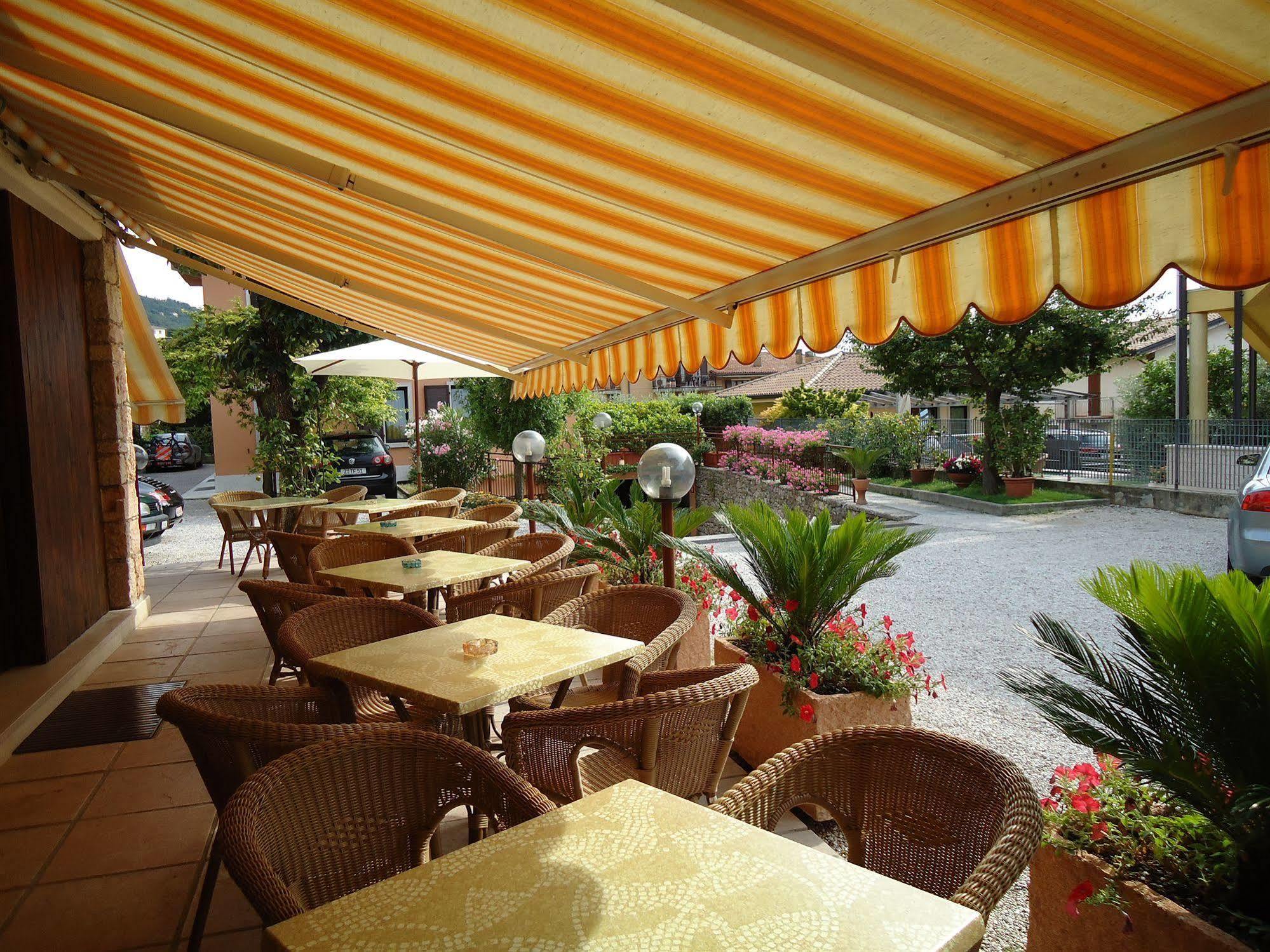 Hotel Garni Onda Torri Del Benaco Zewnętrze zdjęcie