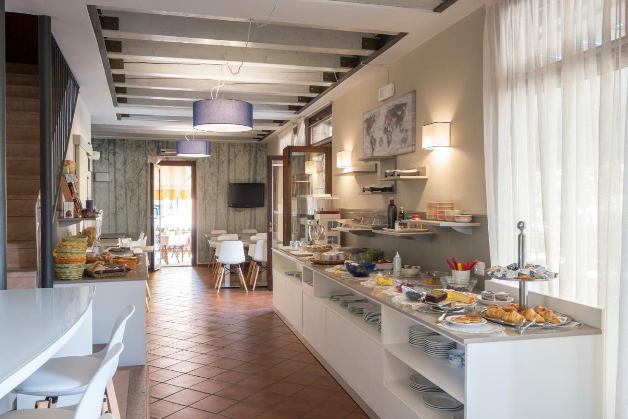 Hotel Garni Onda Torri Del Benaco Zewnętrze zdjęcie